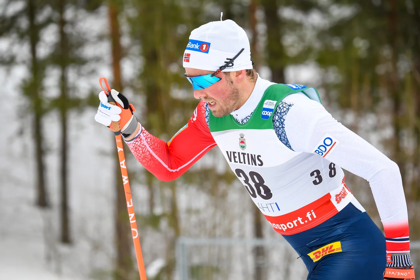 Emil Iversen.