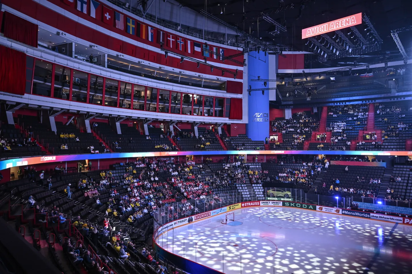 Pustukšās tribīnes 2025. gada pasaules čempionāta atklāšanas spēlē Stokholmā.