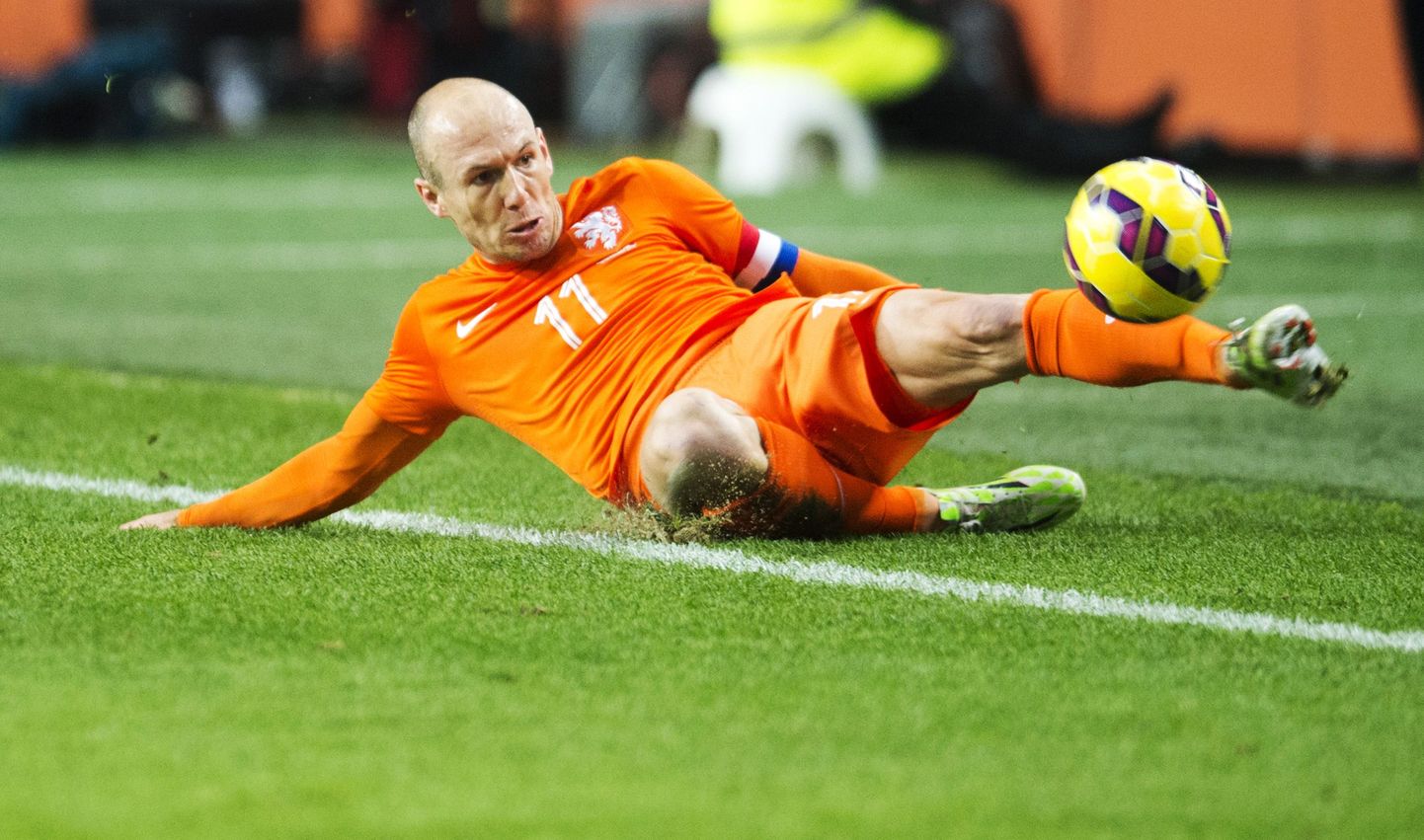 Hollandi jalgpallikoondis on EM-valiksarjas tõsistes raskustes ja praeguse seisuga Arjen Robbenit järgmisel suvel EMil ei näe.
