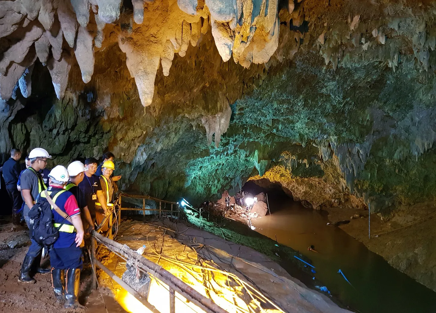 Sissepääs Tham Luang koopasse Chiang Rai provintsis Tais.