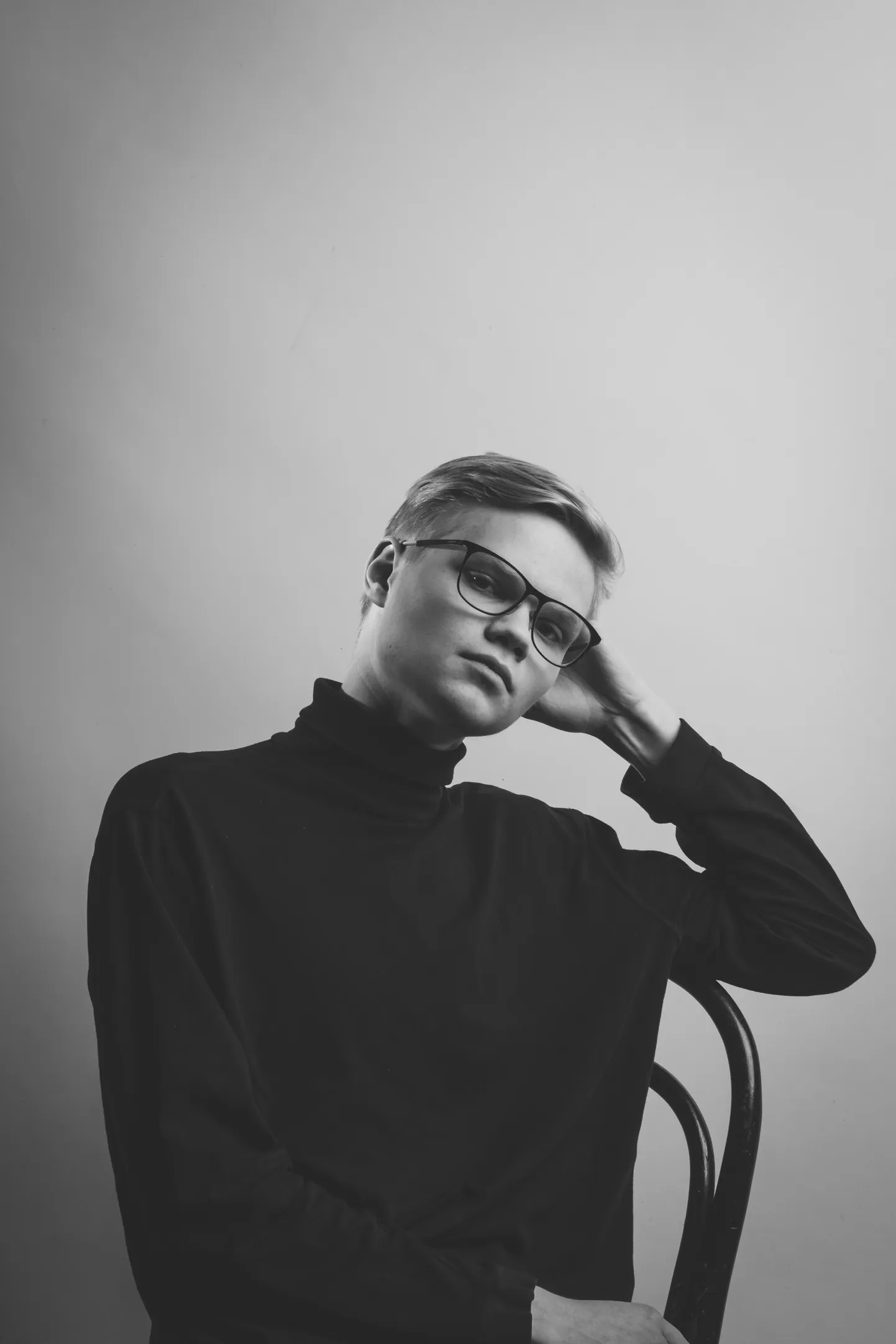 Noor moelooja Karl Joonas Alamaa.