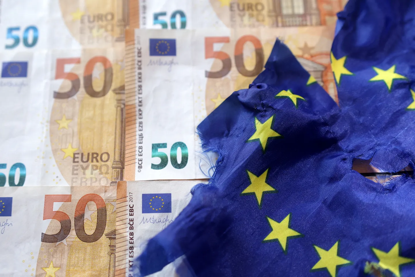 Korterelamute rekonstrueerimiseks mõeldud rekordiline eurotoetus lõppes täna suure huvi tõttu loetud tundidega.