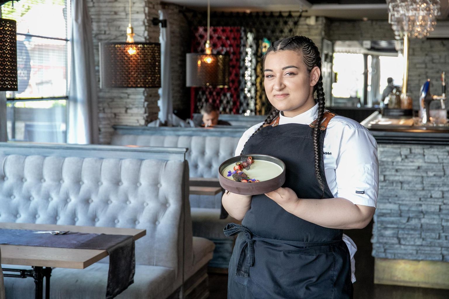 Menu peakokaks saab Eesti noorim peakokk Milena Simane, kes on endale nime teinud restoranis Fööniks.