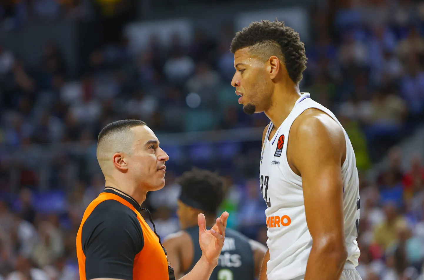 Walter Tavares (paremal) on üks Euroliiga mõjukamaid mängijaid