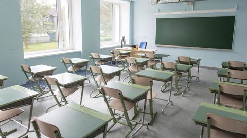KADRI PAAS ⟩ Tallinna koolides töötavad «ždunõd» peab  välja vahetama