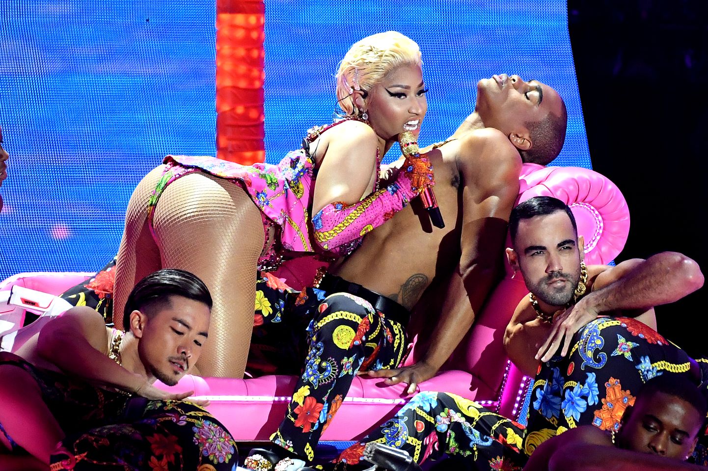 Nicki Minaj esinemas MTV Europe Music Awards 2018 üritusel Hispaanias.