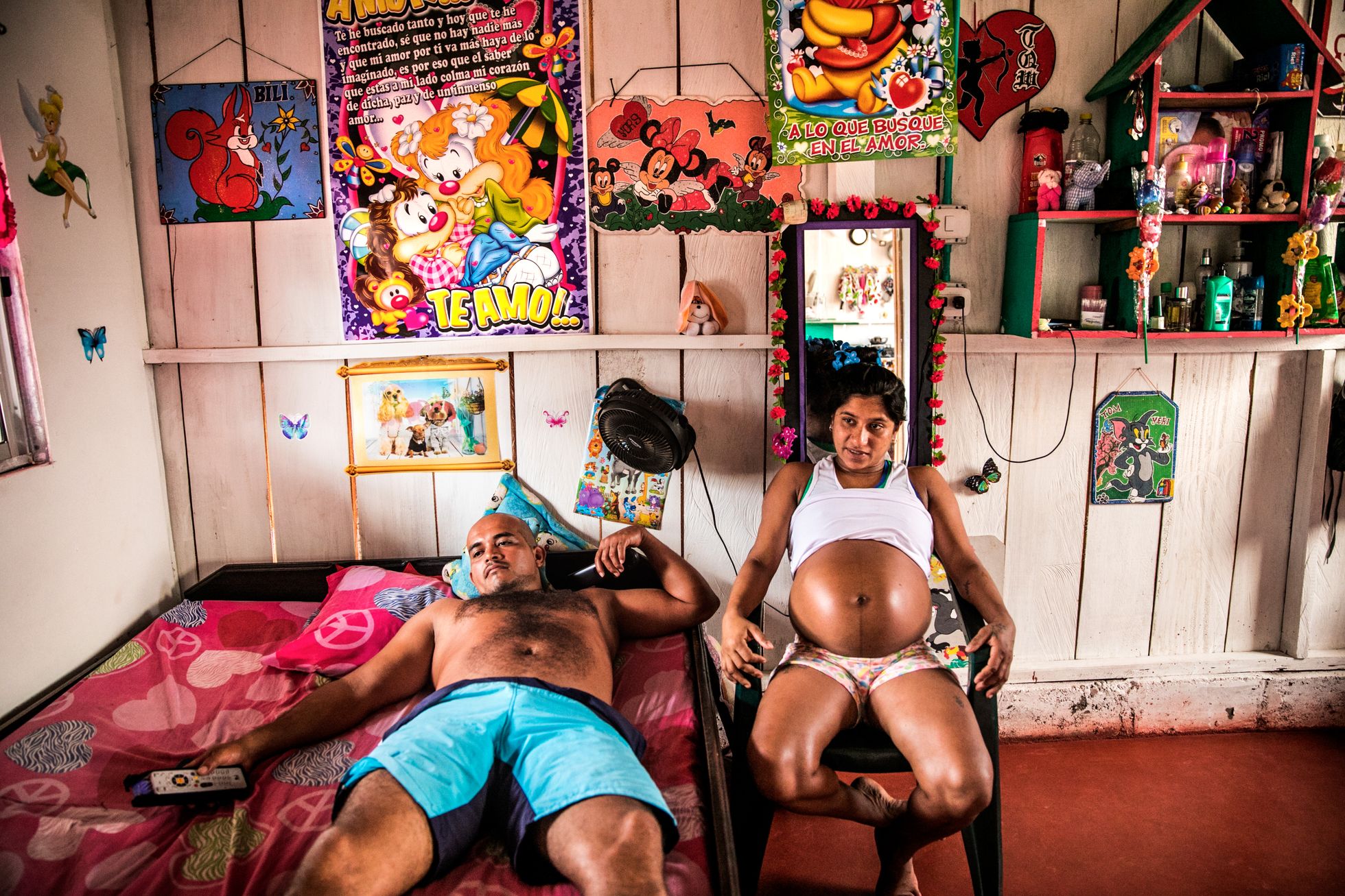 Yorladis on rase juba kuuendat korda, eelmised viis rasedust katkestati tema FARC-i aastate ajal. Naine suutis peita oma viiendat rasedust komandöri eest kuus kuud lohvakate riiete kandmisega.