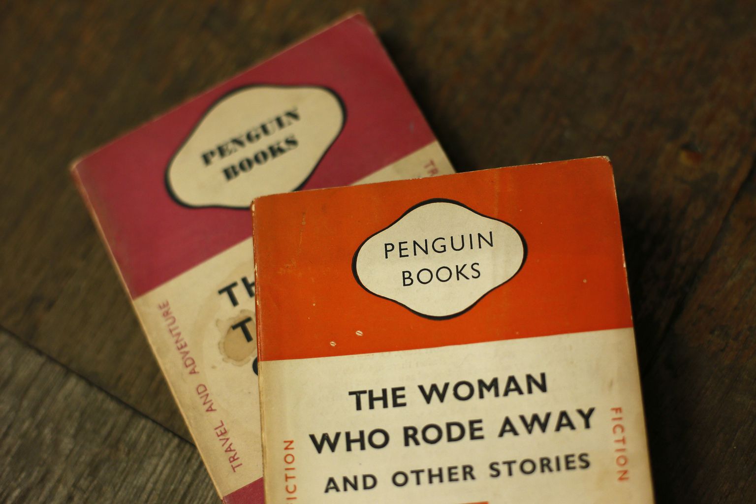 Pearson müüb oma osaluse kirjastuses Penguin Random House. Pildil Penguini välja antud teosed Londoni kesklinna raamatukaupluses.