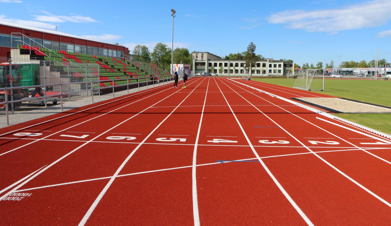 Вечером 21 июня на новехоньком Йыхвиском стадионе будут соревноваться лучшие легкоатлеты Эстонии, а также много иностранных спортсменов.