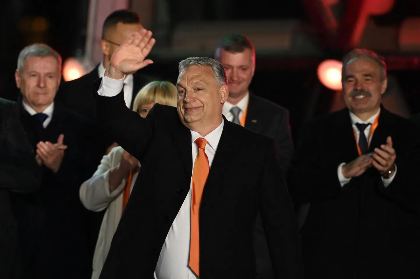 Ungari peaminister Viktor Orbán ja Fideszi partei liikmed tähistavad üleeile õhtul valimisvõitu Budapestis Doonau jõe kaldal asuvas kultuuri- ja meelelahutuskeskuses.
