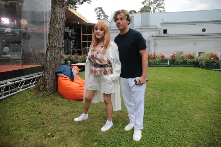 Алла Пугачева и Максим Галкин приехали в концертный зал "Дзинтари"