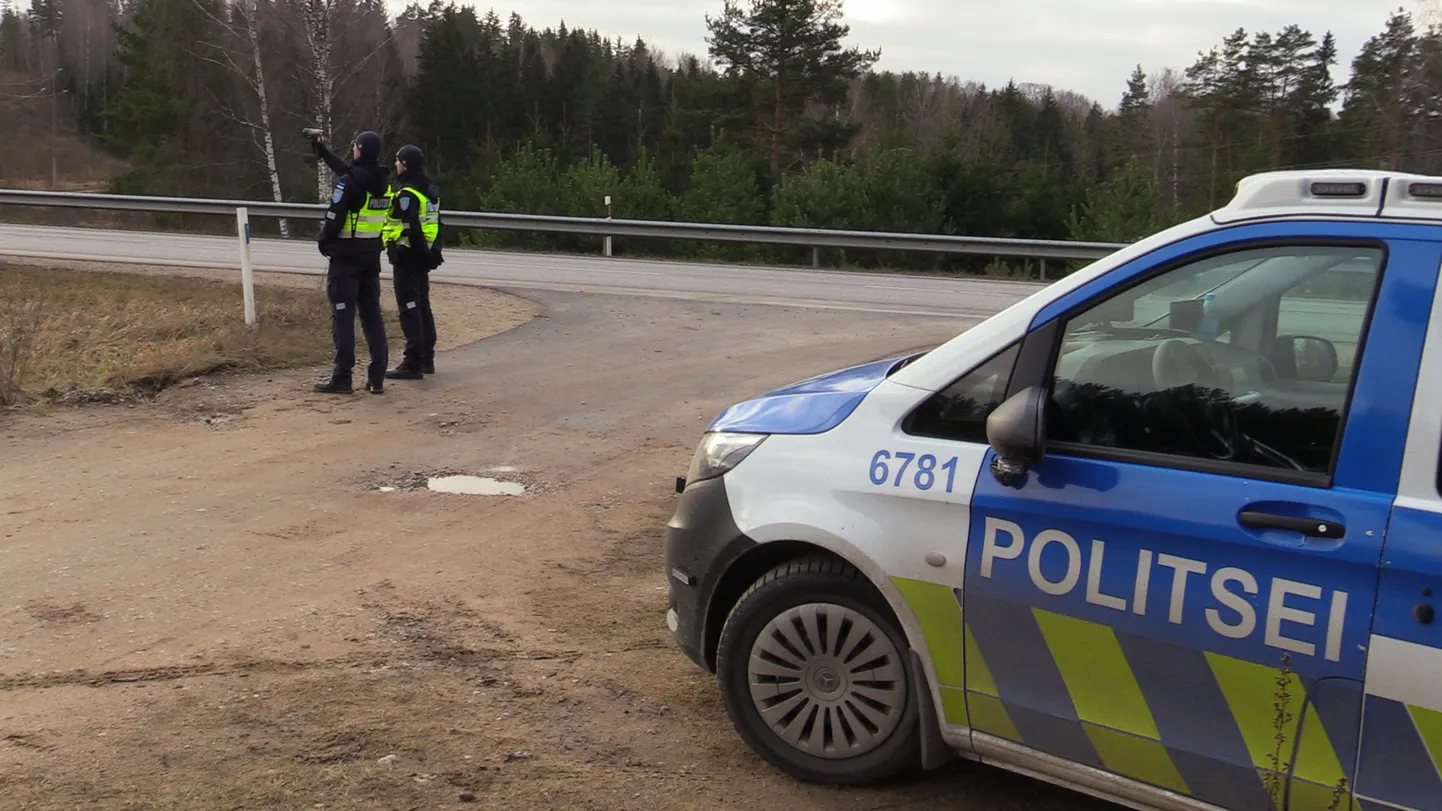 Politsei töötamas Võrumaal.