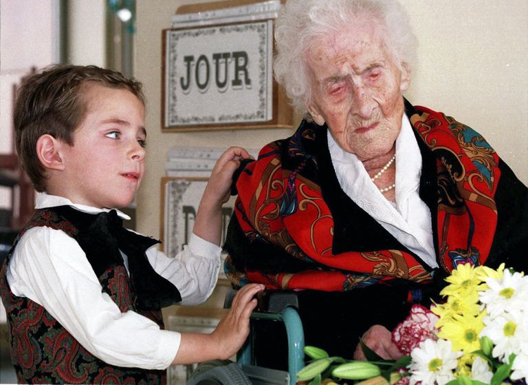 Jeanne Calment 12. veebruaril 1997 Arles'is asuvas vanadekodus