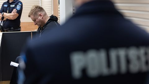 Ossinovski: keskerakondlik linnavalitsus maksis aastatega Bessedinile üle 800 000 euro