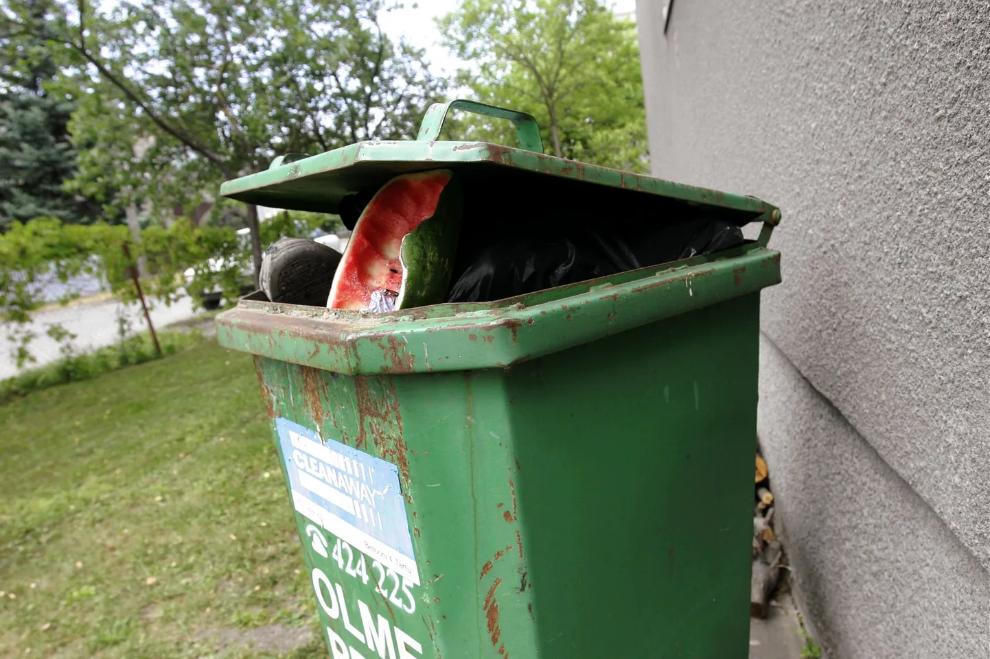 Prügikonteiner.