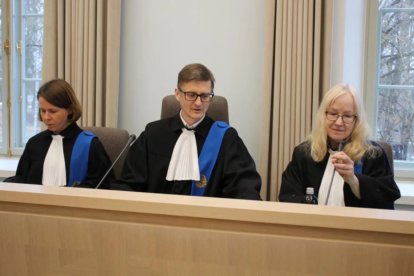 Riigikohtunikud Nele Siitam, Ivo Pilving ja Margit Vutt.