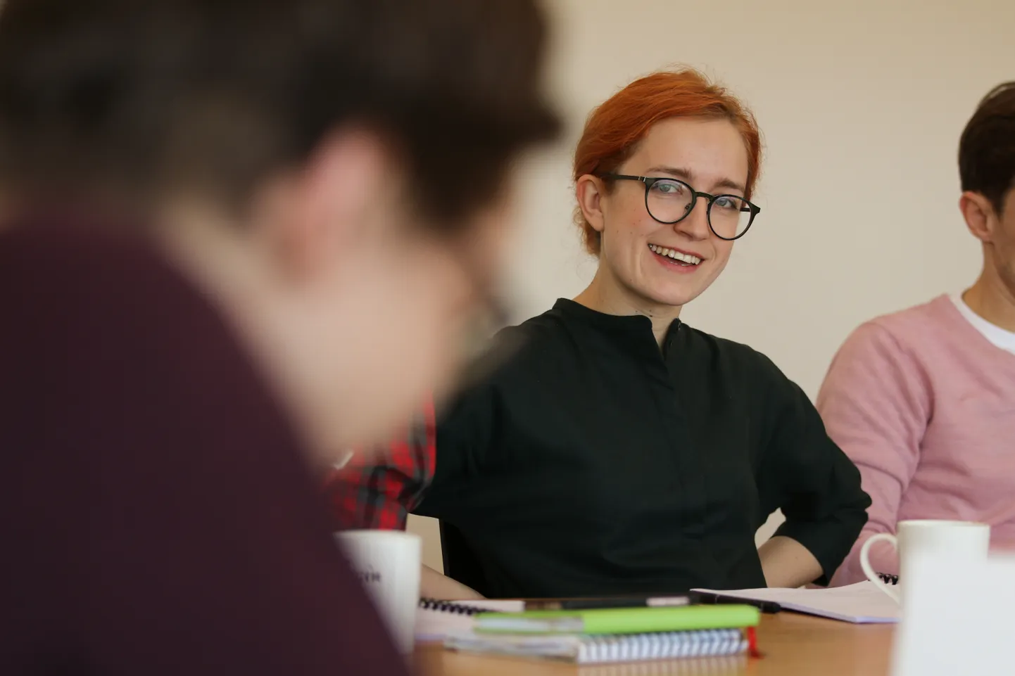 Taago Tubina uuslavastus „Etturid“ esietendub Ugala teatri väikeses saalis, tükis mängib ka Laura Kalle.