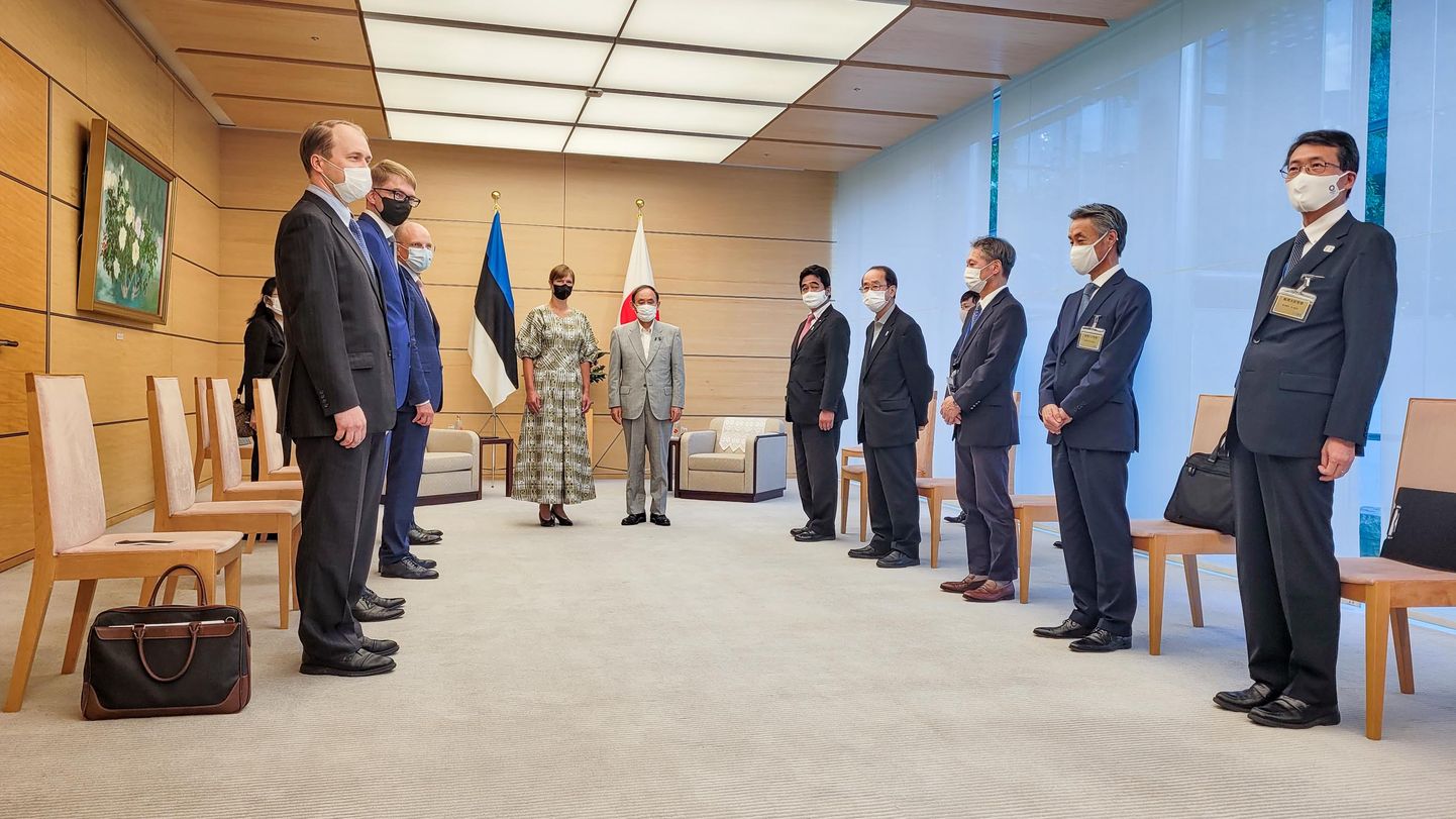 President Kaljulaid arutas Jaapani peaministriga digikoostöö edendamise võimalusi
