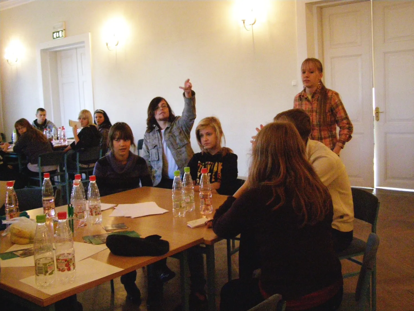Novembris algab noortele mõeldud seminar-arutelude sari, mille teemafookuses on noorte identiteet, väärtused ja suhted ühiskonnaga. Foto on illustratiivne.