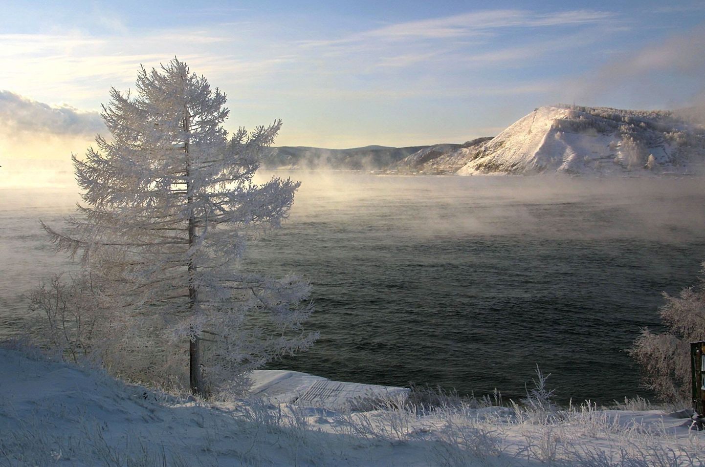 Talv Baikali järve ääres