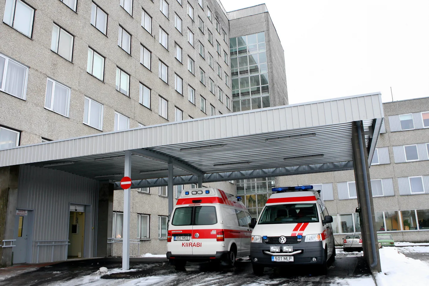 Viljandi haigla pakub seitsmele eriarstile võimalust kas või kohe valge kittel selga tõmmata ning tööle asuda.
Haigla loodab uute töötajate abil saada mahukamaid lepinguid ja rohkem tööd.