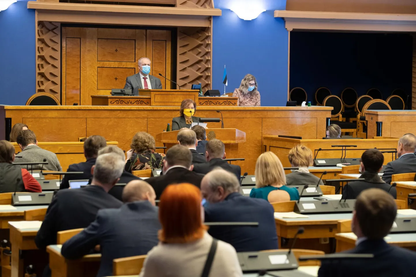 The Riigikogu is set to pass the government’s first coronavirus crisis measures package at its sitting on Wednesday.