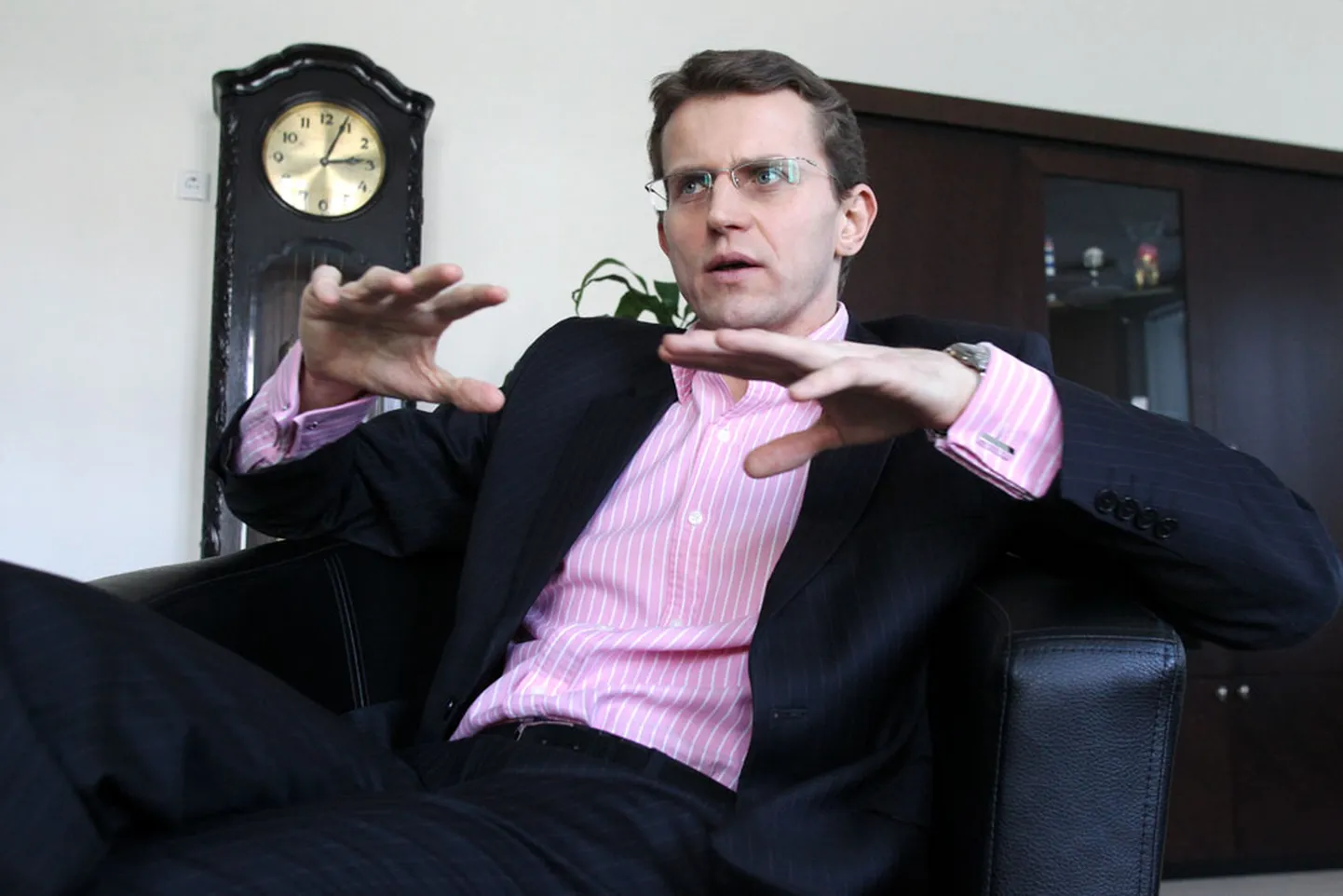 Ken-Marti Vaher.