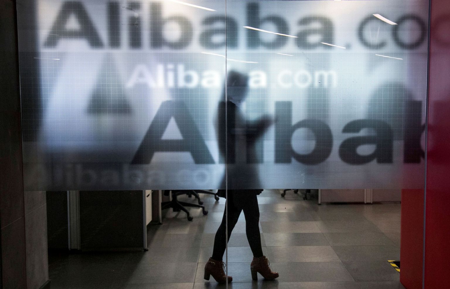 Alibaba astub jaekaubanduse maailma.