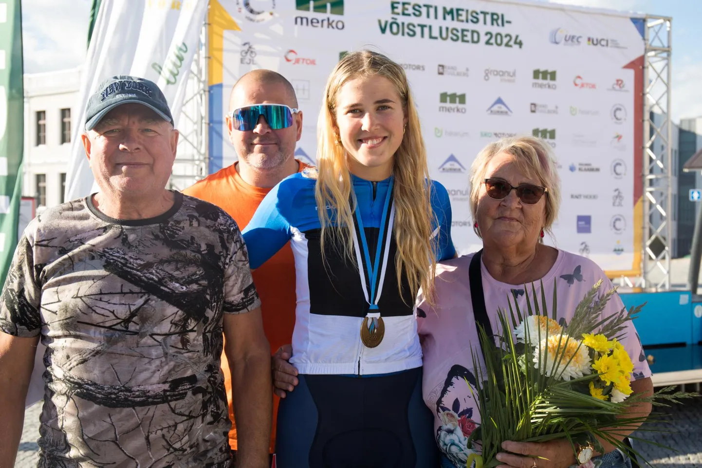 Laura Lizette Sander jättis Eesti meistrivõistlustel kõik kullad ja sinimustvalge särgi endale.