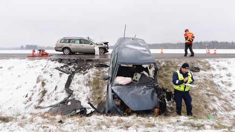 Погибли более 30 человек: стало известно, какой месяц стал самым трагическим на дорогах Эстонии 