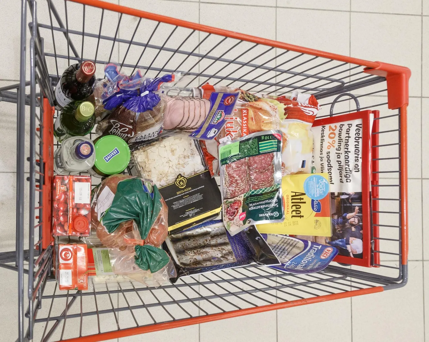 Tegevusaladest panustas juulis käibemaksu tasumise kasvu enim jae- ja hulgikaubandus.