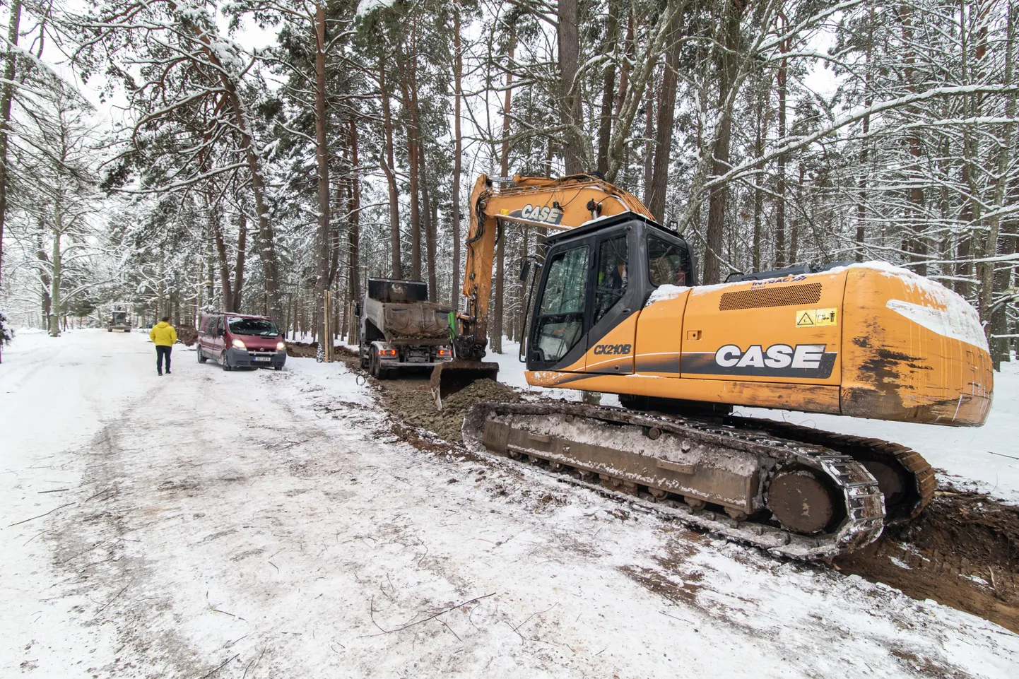 Sel nädalal algas tee aluspinna koorimine.