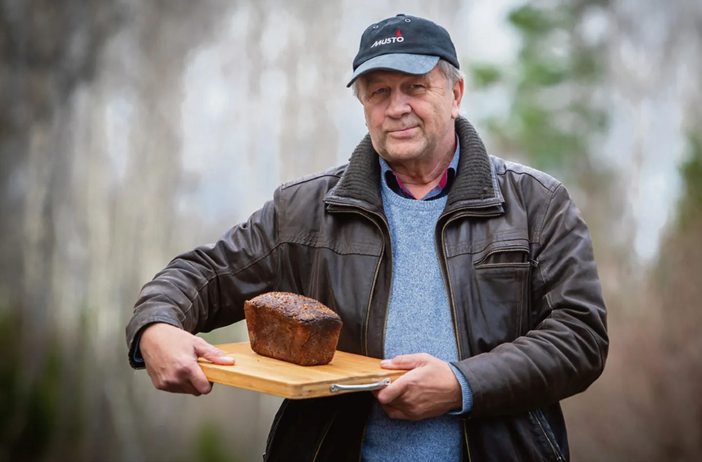 EDGAR NUUM valmistab oma leiba Borodino leiva retsepti järgi, kuid teeb seda omapoolsete täiustustega.