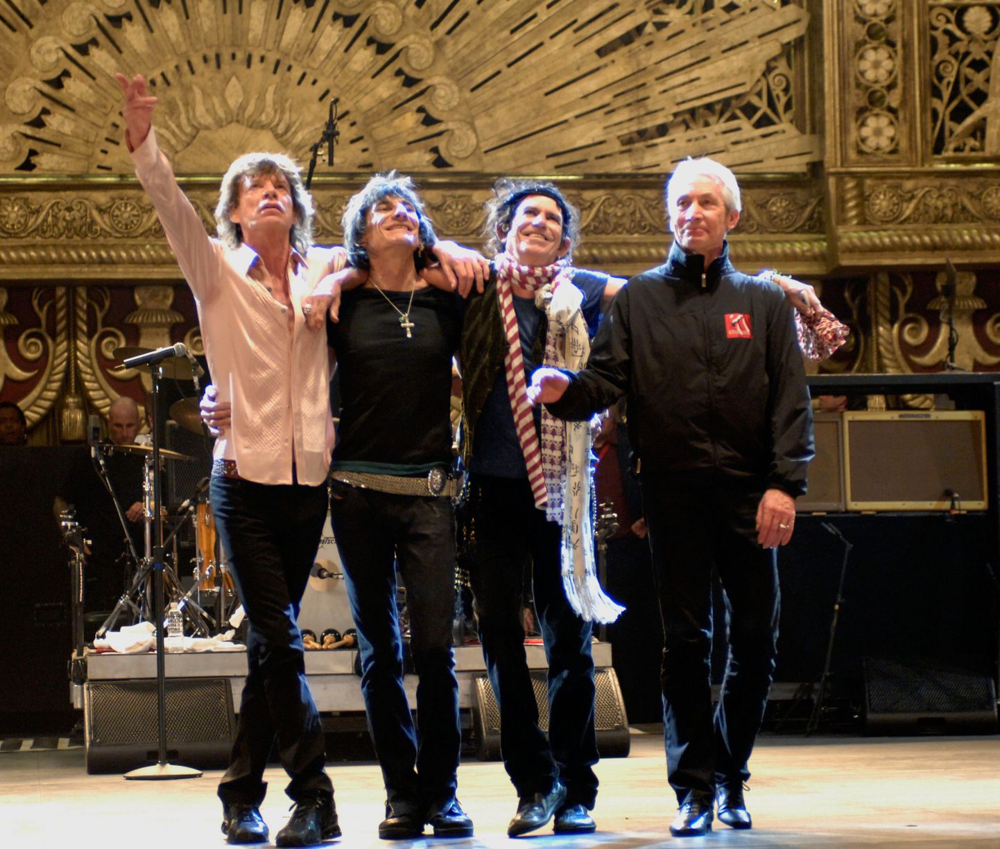 The Rolling Stones (vasakult): Mick Jagger, Ronnie Wood, Keith Richards ja Charlie Watts.