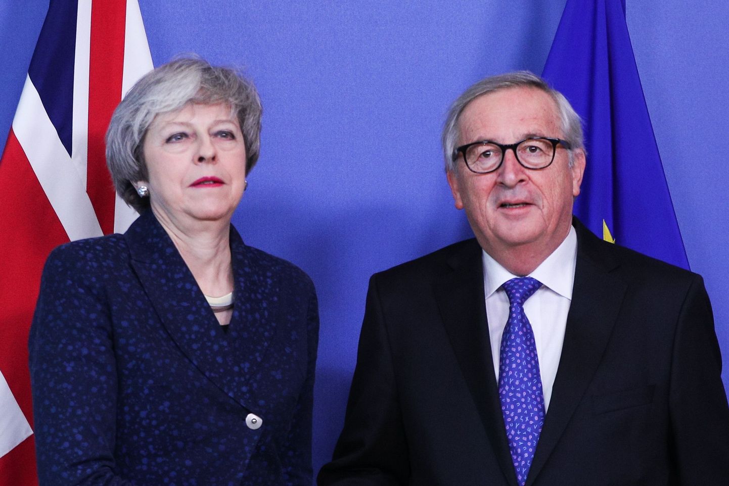 Theresa May ja Jean-Claude Juncker.
