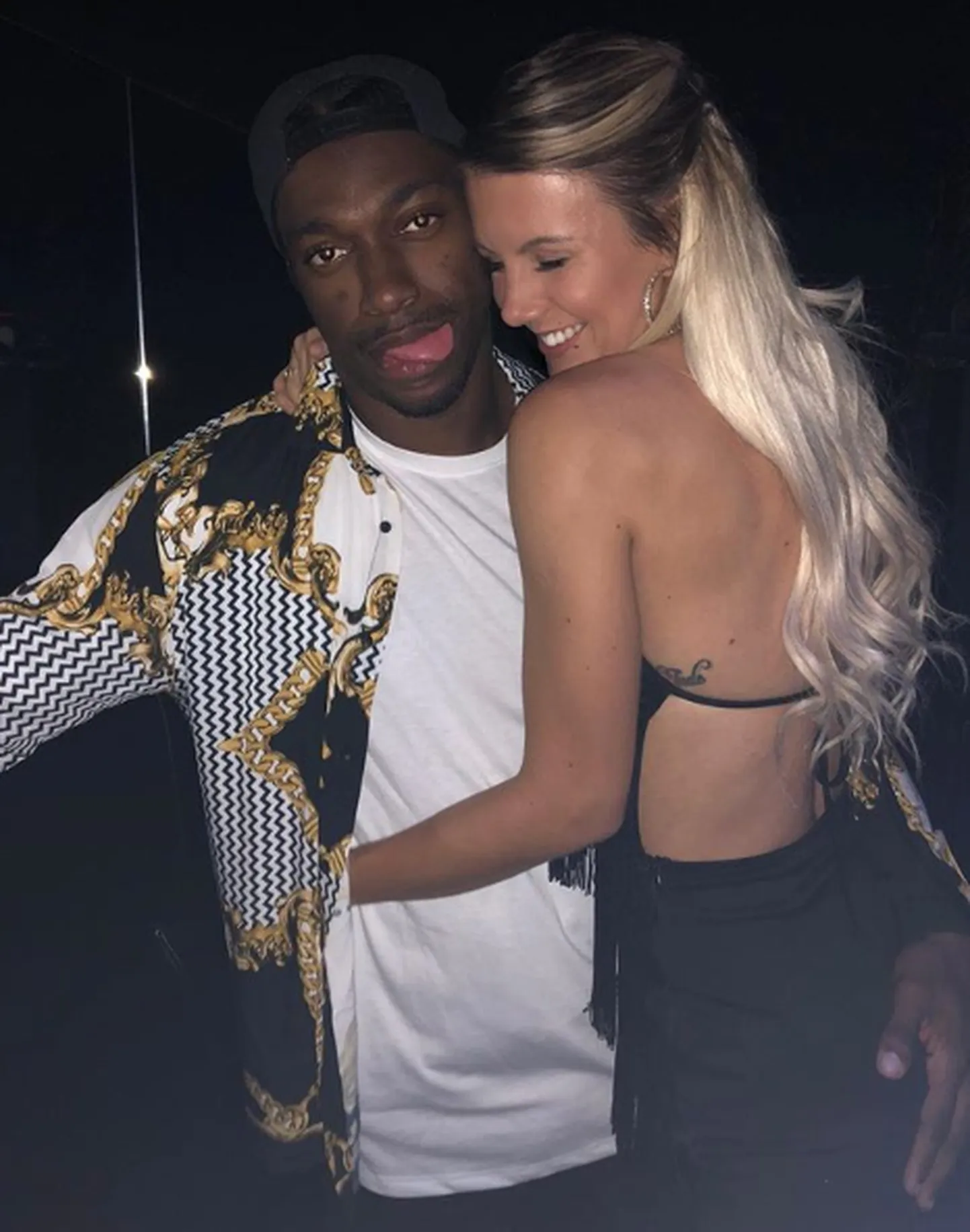Grete Griffin ja tema Ameerika jalgpallurist abikaasa Robert Griffin III.