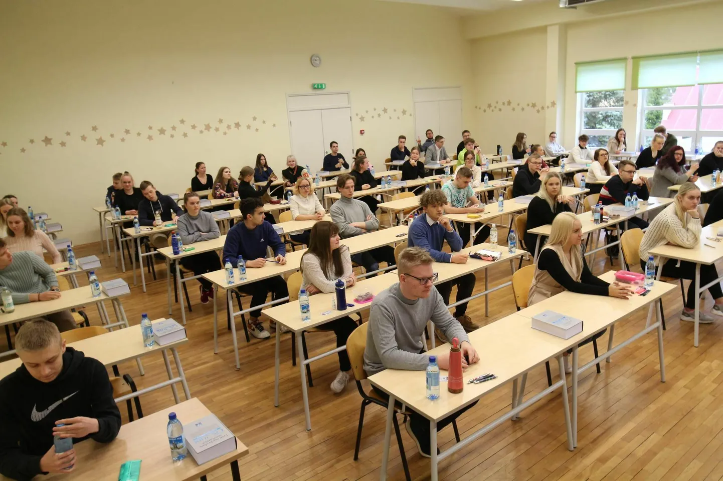 Õpilased riigieksamil.