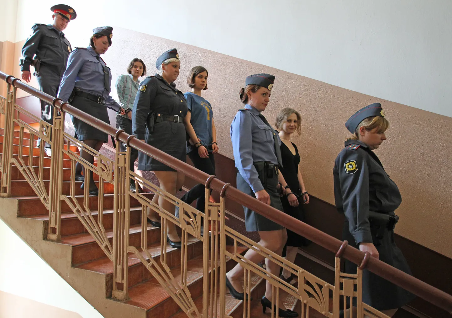 Pussy Riot направляются в суд 17 августа.