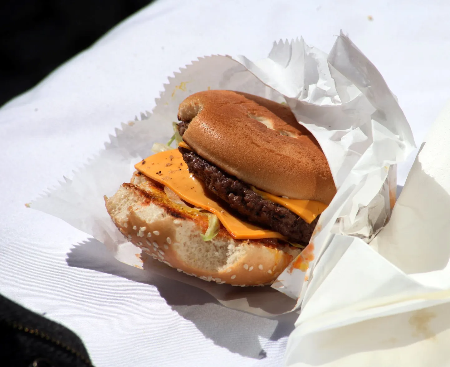 2000 tasuta burgerit