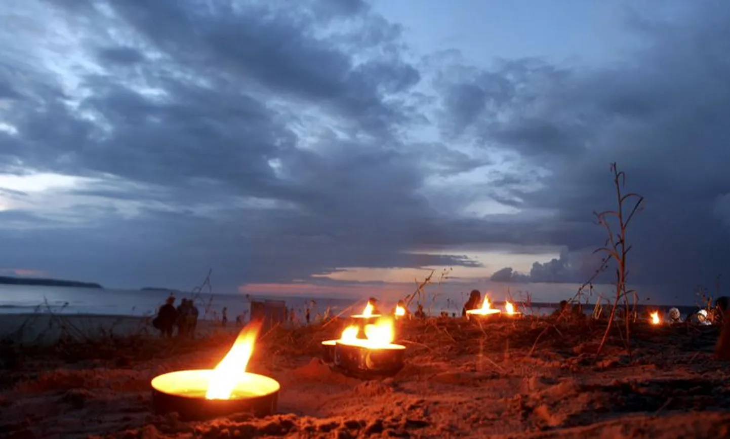 Muinastulede ööl süüdatakse Läänemere rannikul lõkked.