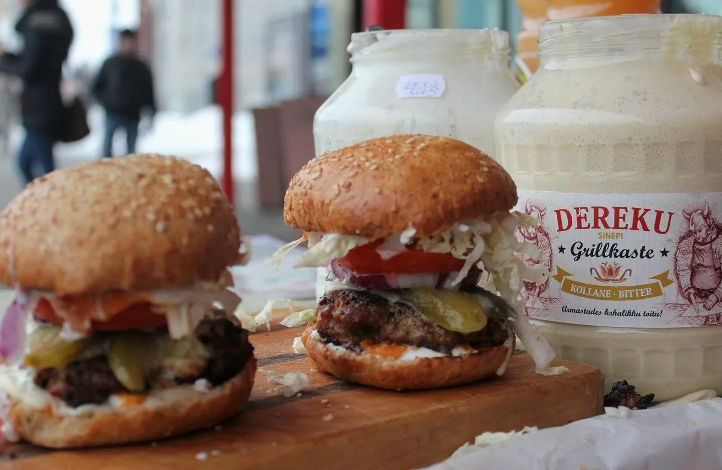 Dereku burger.