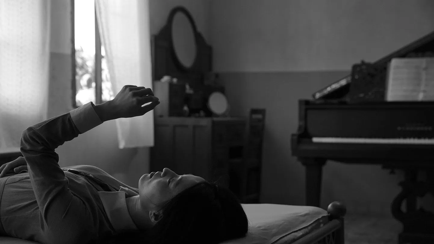 Liao Zihao film on mustvalge ja muusikarohke.