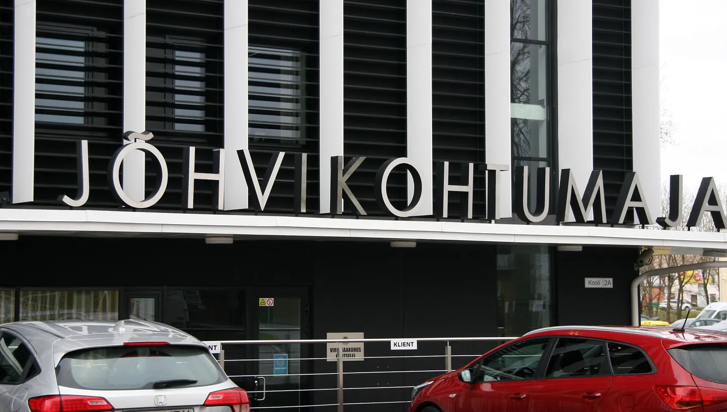 Viru maakohus leidis, et kui ohus olevast lapsest teatamist peaks teataja tõendama, teeks see teatajale takistusi, kuid see on vastuolus seadusest tuleneva lapse parimate huvide ülimuslikkuse põhimõttega. Pildil Viru maakohtu Jõhvi kohtumaja.