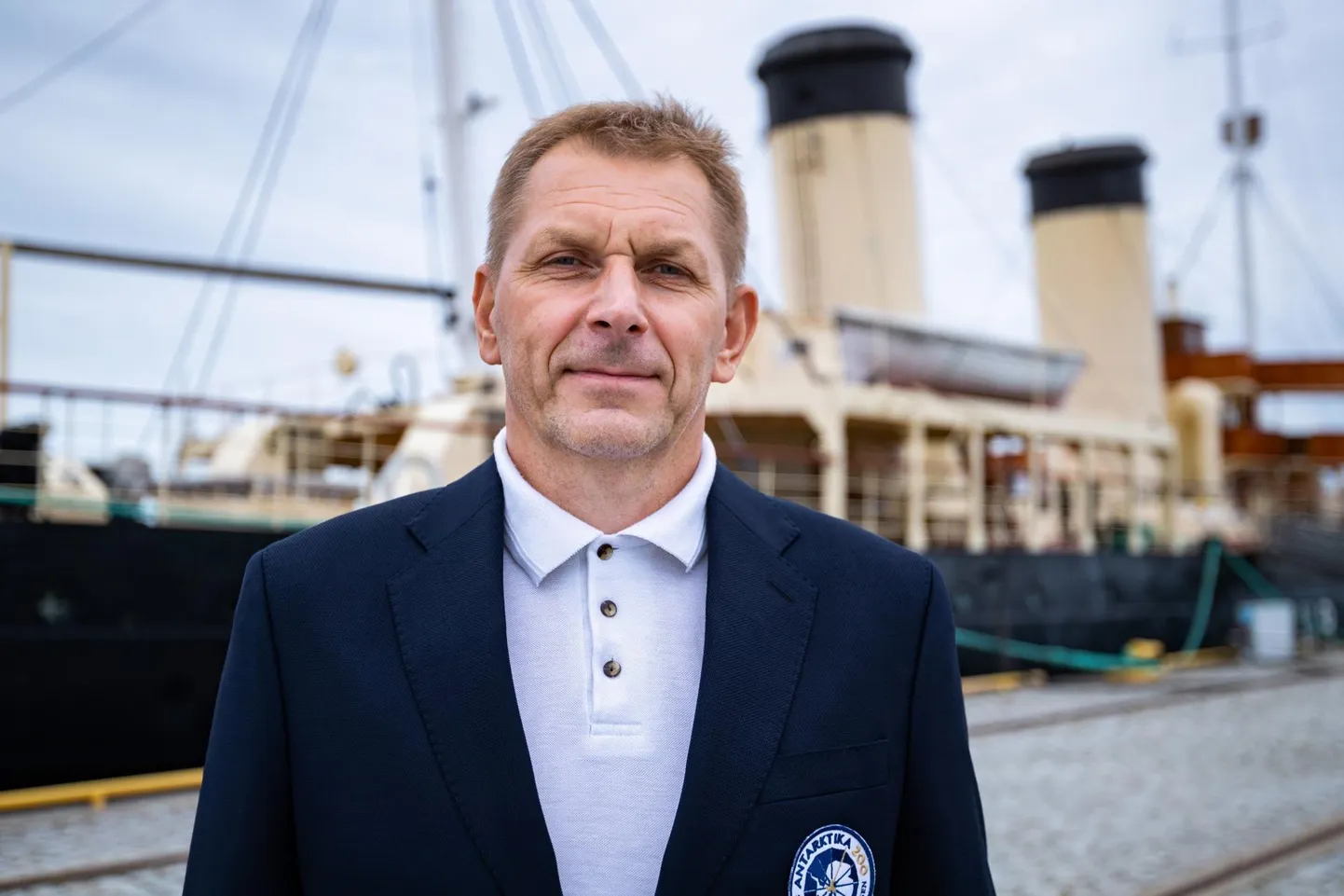 Mereinstituudi direktor ja kalateadlane Markus Vetemaa uuriks, kas räimed väldivad tuulikute lähedal kudemist. Juba helitekitamise masina kulu oleks ligemale 100 000 eurot, räimede reaktsiooni mõõtmiseks vajalikud sonarid maksavad veel rohkem.