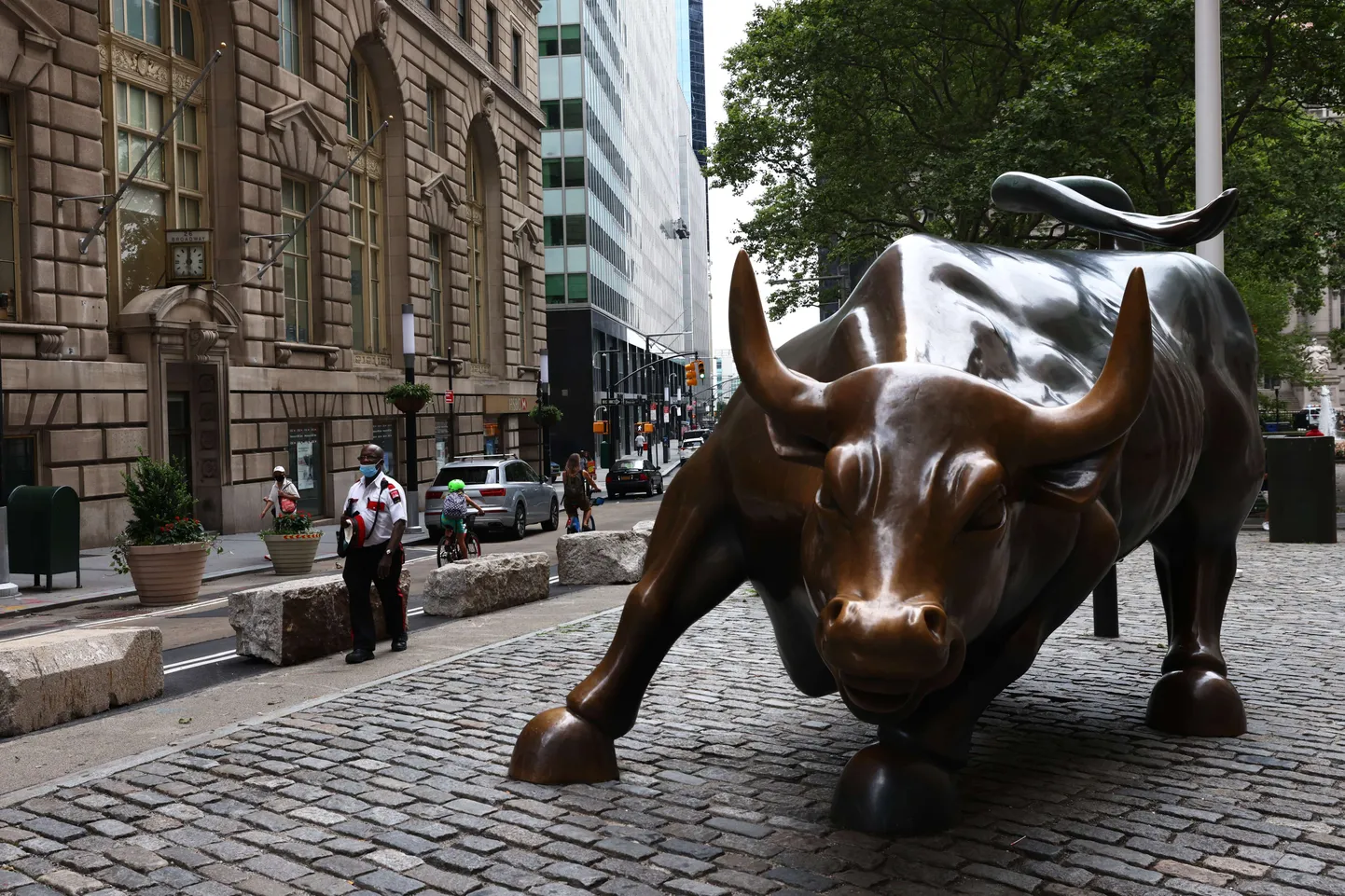 Wall Streeti pull.