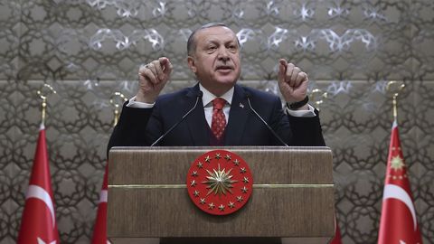 Trump ärgitas Erdoğani Põhja-Süürias sõjategevust de-eskaleerima