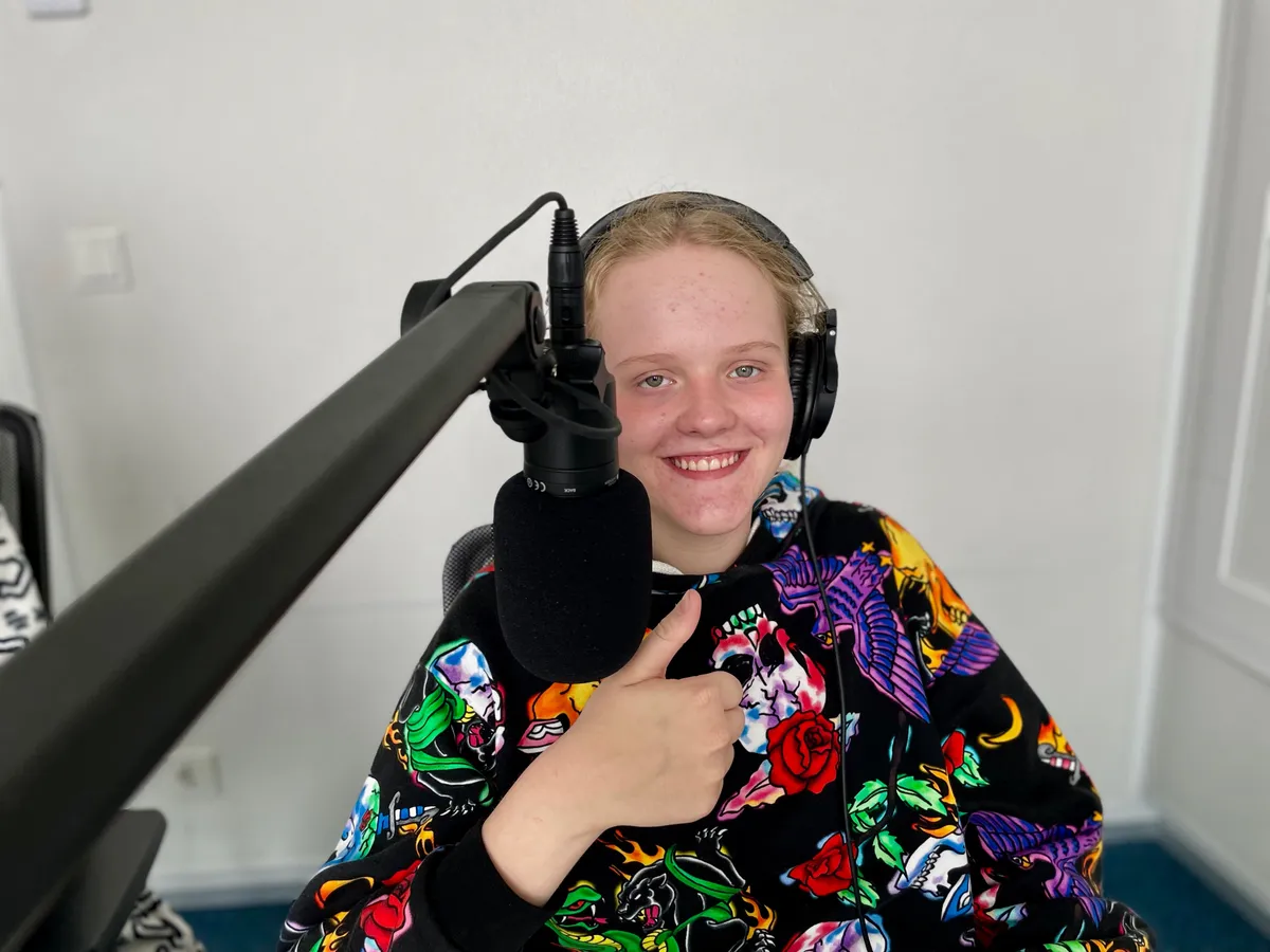 Meie emme käib jube värviliselt riides, avaldab Säde.