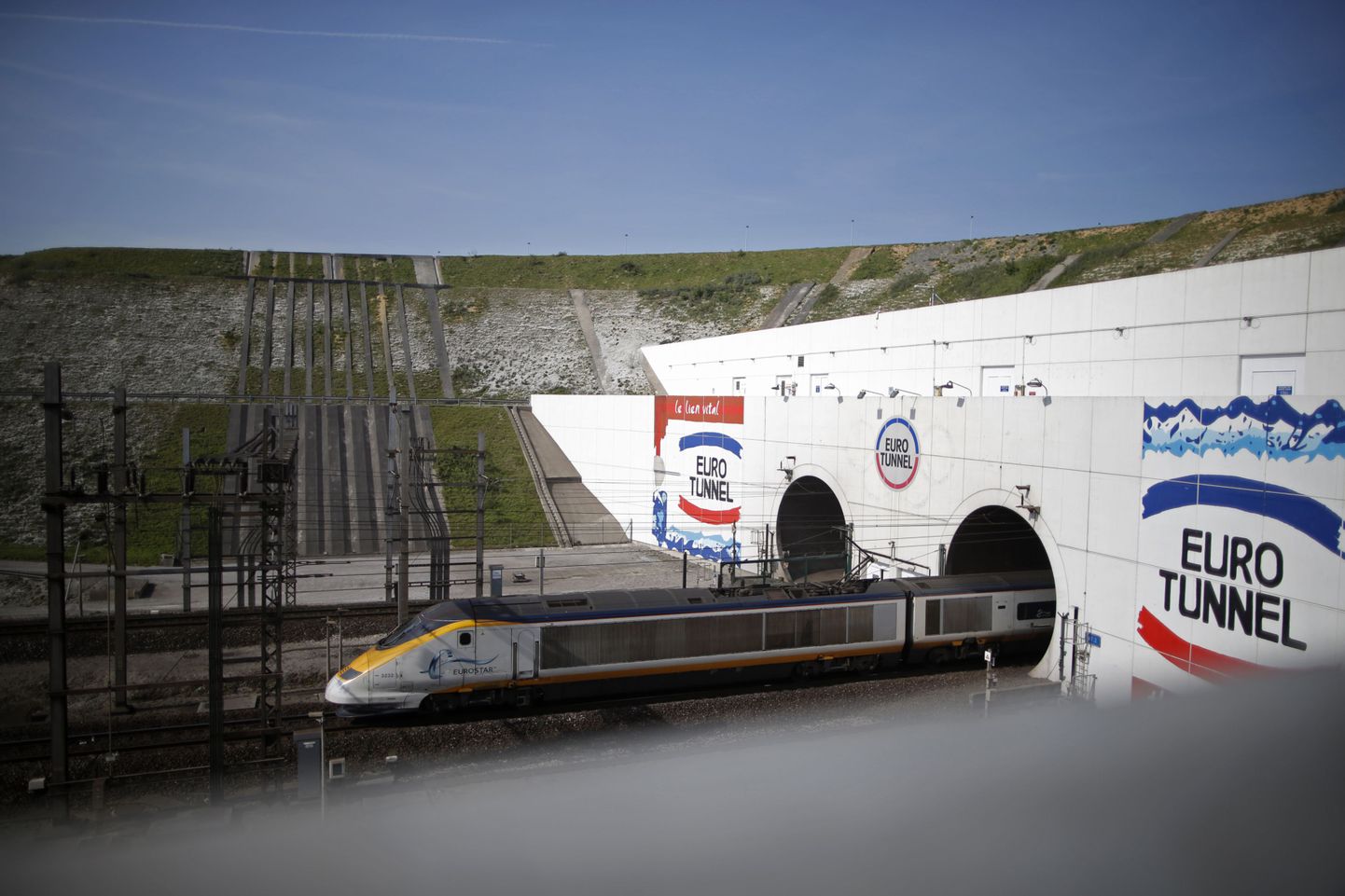 Eurotunneli sissepääs Prantsusmaal Calais' lähistel.