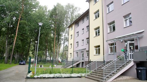 Reidos Mucenieku un Liepnas patvēruma centros izņemti desmitiem nažu