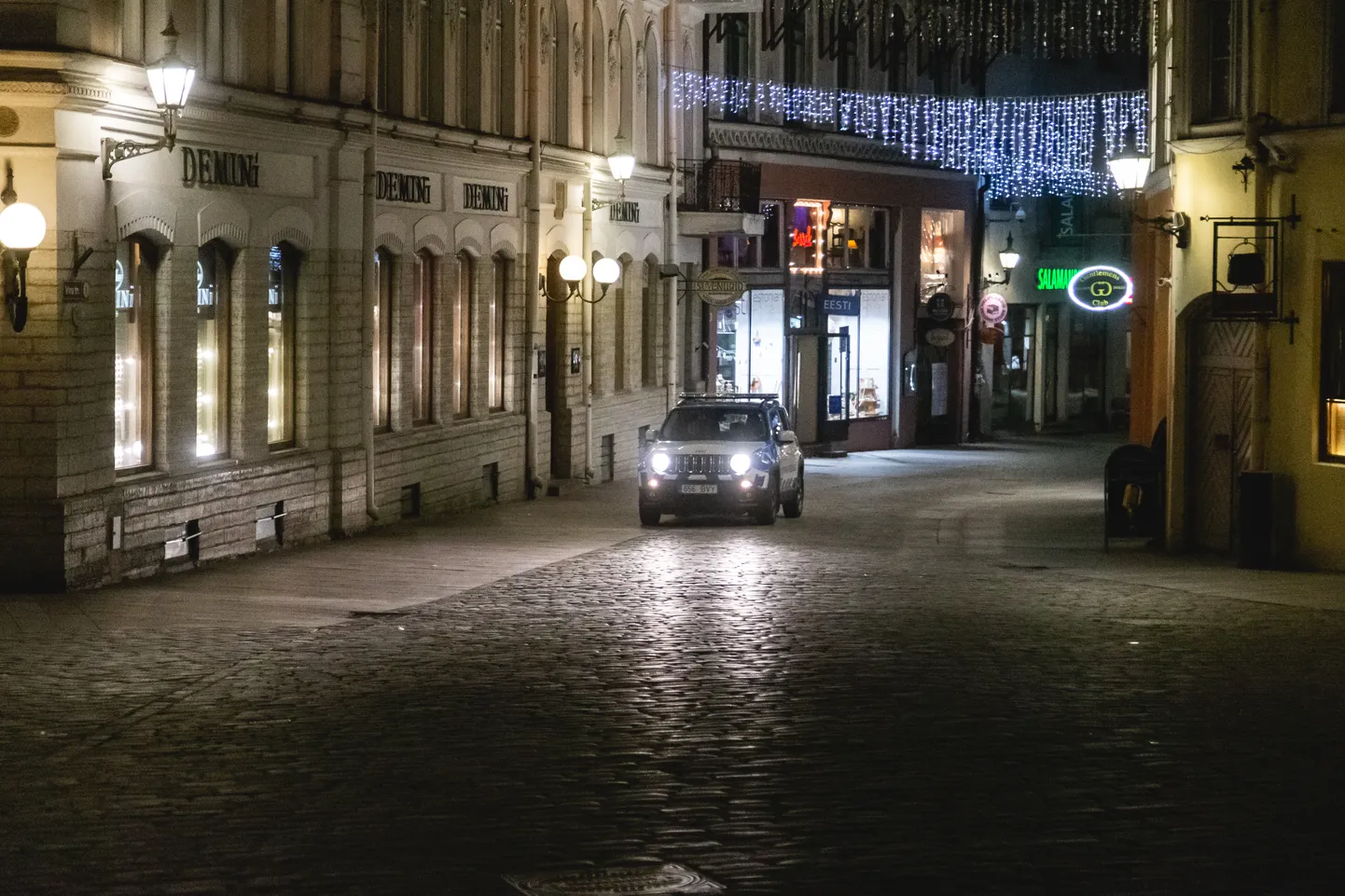 Tallinna vanalinn 2020. aasta kevadööl. Foto on illustratiivne.